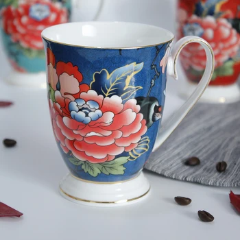1gb Ziedu un Putnu Modelis Kafija Tēja Keramikas Krūze Dzērieni, Deserts Brokastis Piena Kausa 300Ml Kaula porcelāna Krūzes Rīkoties Drinkware