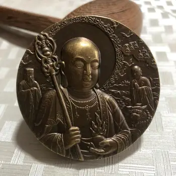 Izsmalcinātu antīko četras Budisms piemiņas medaljonu apdare